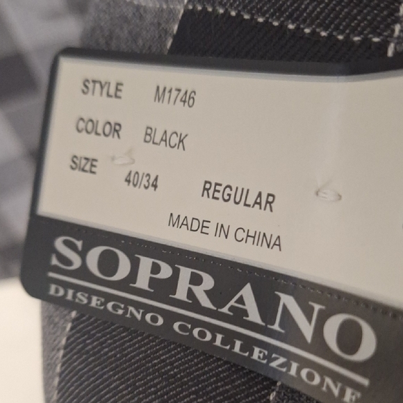 Soprano Checkered GreySuit - Picture 1 of 3